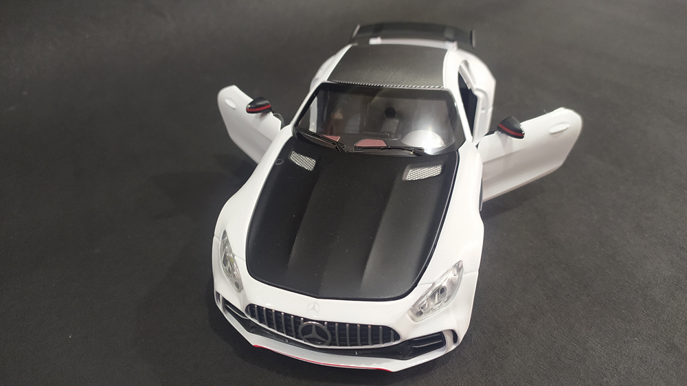Exclusive Alloy Mercedes V8 Turbo Die Cast Metal Car 1:24 AMG GTR Pull Back with Openable Doors Light & Sound