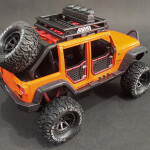 Exclusive Alloy Metal Die-cast Car 1:24 Off Road Diecast Metal Pullback Toy car with Openable Doors & Light, Music