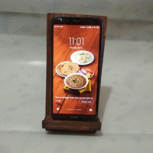 TOYS MARYLAND Wood Handicrafts Wooden Sheesham Mobile Phone Stand/Cell Phone Stand/Remote Stand Assembled/Natural Polish